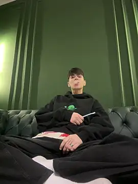 ravenryx online show from February 20, 2026, 4:29 pm