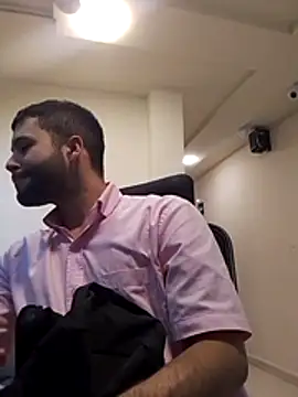 Snapshot of AndyKnoxx chatting on February 25, 2026, 7:56 pm AndyKnoxx online show from February 25, 2026, 7:56 pm