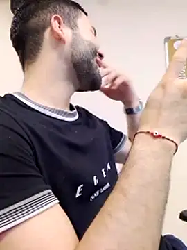 Snapshot of AndyKnoxx chatting on March 1, 2026, 6:32 pm AndyKnoxx online show from March 1, 2026, 6:32 pm