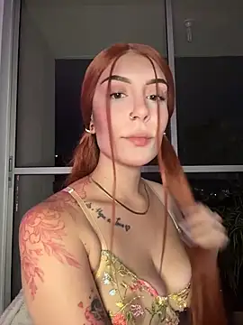 alesziarose  online show from March 27, 2026, 11:48 pm