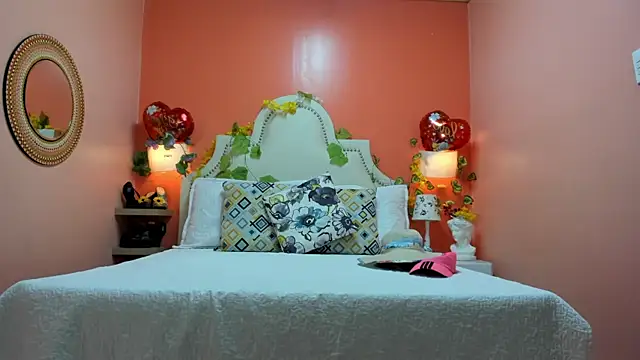 Snapshot of Dalila_Najjar_ chatting on April 18, 2026, 2:43 pm Dalila Najjar online show from April 18, 2026, 2:43 pm