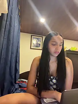Snapshot of Eve_Ritz chatting on March 4, 2026, 4:18 am Eve Ritz online show from March 4, 2026, 4:18 am