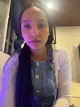 Snapshot of Eve_Ritz chatting on March 15, 2026, 4:29 am Eve Ritz online show from March 15, 2026, 4:29 am