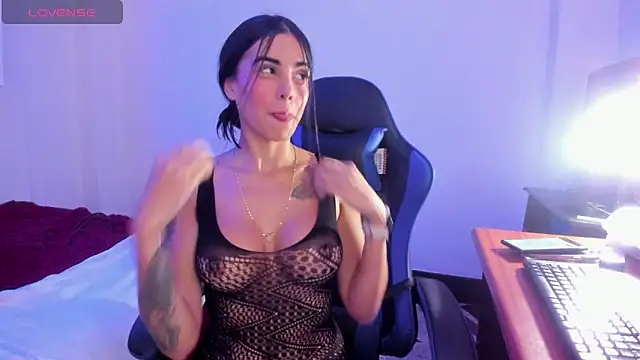 catalina  blaze online show from January 11, 2026, 2:44 pm