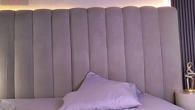 Snapshot of Kimi_Hotdrip chatting on January 7, 2026, 5:10 am Kimi Hotdrip online show from January 7, 2026, 5:10 am