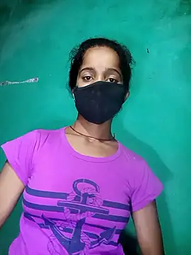 Snapshot of Alisha_beby143 chatting on May 4, 2026, 7:43 pm Alisha beby143 online show from May 4, 2026, 7:43 pm