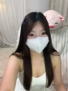 Snapshot of _xiaoxinxin_ chatting on May 11, 2026, 2:45 pm xiaoxinxin online show from May 11, 2026, 2:45 pm