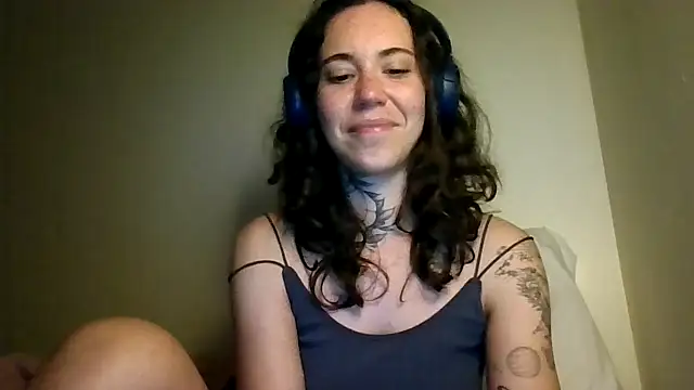 Dirty Pink online show from March 2, 2026, 9:54 pm