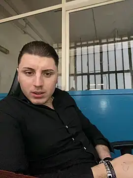 Snapshot of allee2206 chatting on March 1, 2026, 6:15 am allee2206 online show from March 1, 2026, 6:15 am