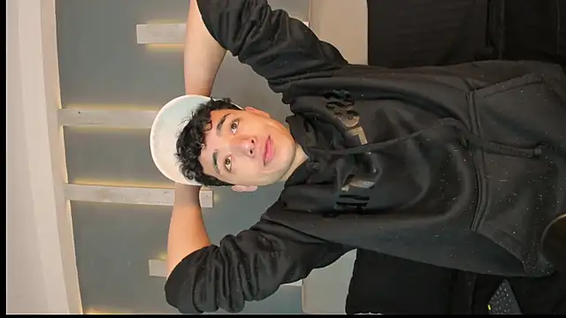 Snapshot of Matt_Wolf_ chatting on January 15, 2026, 11:26 am Matt Wolf online show from January 15, 2026, 11:26 am