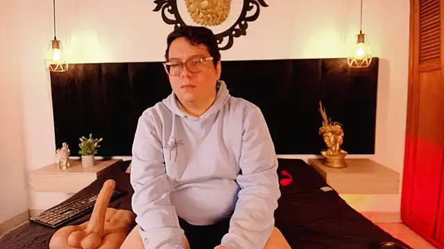 Snapshot of chubby16cm chatting on February 2, 2026, 9:24 pm chubby16cm online show from February 2, 2026, 9:24 pm