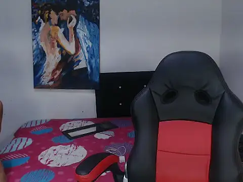 dulce candy98 online show from February 2, 2026, 10:19 pm