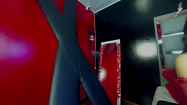 Clarita Hill online show from February 25, 2026, 7:34 pm