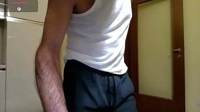 Ele7b5 online show from May 10, 2026, 8:58 pm