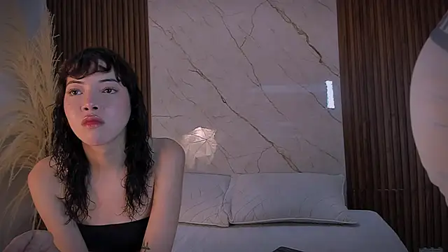 diana santy online show from April 17, 2026, 11:24 am