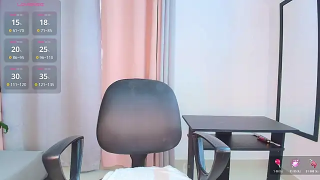 Snapshot of saray_reesee chatting on January 14, 2026, 8:14 pm saray reesee online show from January 14, 2026, 8:14 pm