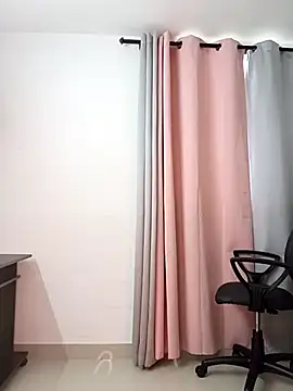 Snapshot of saray_reesee chatting on January 15, 2026, 8:23 pm saray reesee online show from January 15, 2026, 8:23 pm