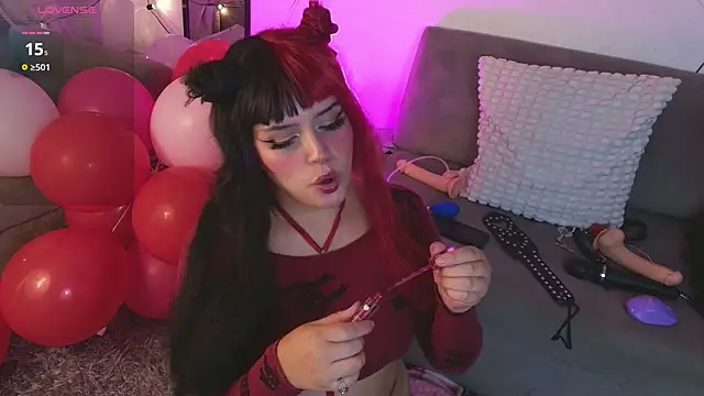 Snapshot of swaghoe_ chatting on February 19, 2026, 6:31 am swaghoe online show from February 19, 2026, 6:31 am