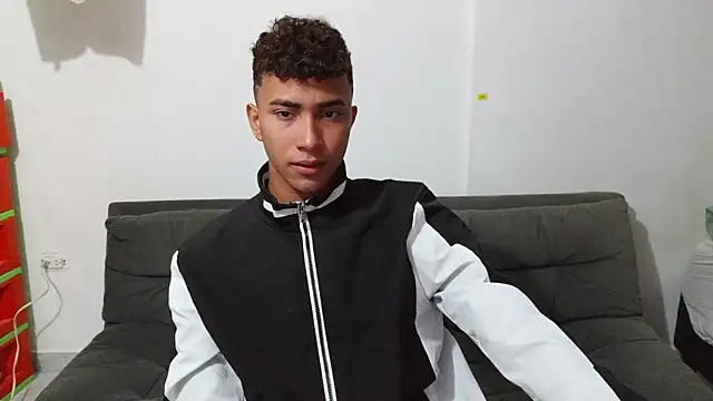 Snapshot of naugthy_boy88 chatting on January 16, 2026, 12:14 am naugthy boy88 online show from January 16, 2026, 12:14 am