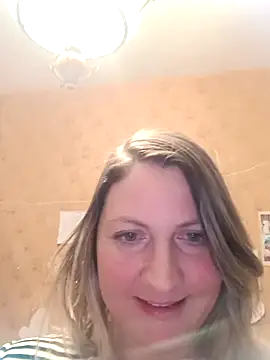 Snapshot of Stephania77727 chatting on January 13, 2026, 9:20 pm Stephania77727 online show from January 13, 2026, 9:20 pm