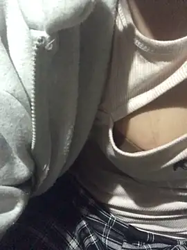 las-bella online show from January 7, 2026, 5:37 pm