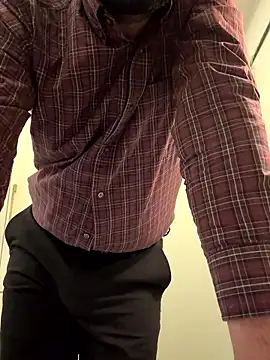 Snapshot of Rahil_94 chatting on January 7, 2026, 4:37 am Rahil 94 online show from January 7, 2026, 4:37 am