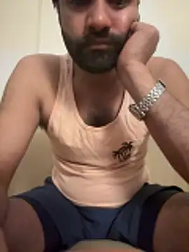 Snapshot of Rahil_94 chatting on April 2, 2026, 5:32 pm Rahil 94 online show from April 2, 2026, 5:32 pm