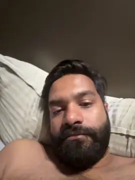 Snapshot of Rahil_94 chatting on May 8, 2026, 5:18 pm Rahil 94 online show from May 8, 2026, 5:18 pm