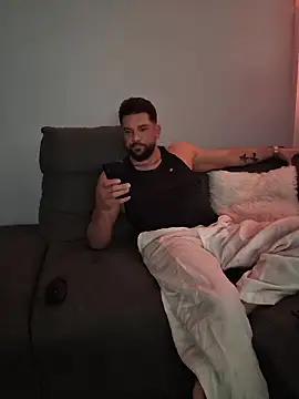 Snapshot of Angelo_33 chatting on January 11, 2026, 2:11 pm Angelo 33 online show from January 11, 2026, 2:11 pm