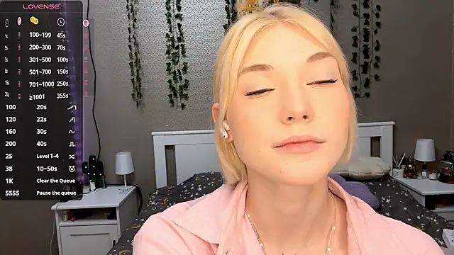 LlsabethHaze online show from February 20, 2026, 2:17 pm