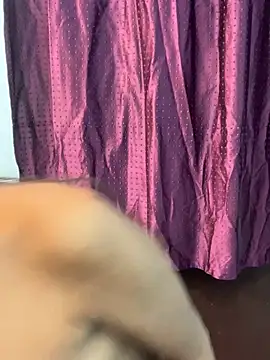 HotxAnamika online show from February 6, 2026, 9:56 am