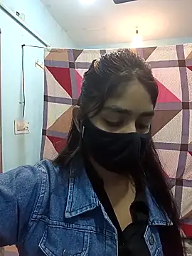 HotxMuskan online show from February 13, 2026, 10:00 am