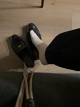 Snapshot of leshowcho chatting on February 21, 2026, 8:54 pm leshowcho online show from February 21, 2026, 8:54 pm