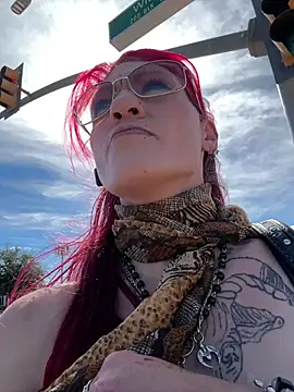 Snapshot of ViironiikaHostiile chatting on February 25, 2026, 5:55 pm ViironiikaHostiile online show from February 25, 2026, 5:55 pm