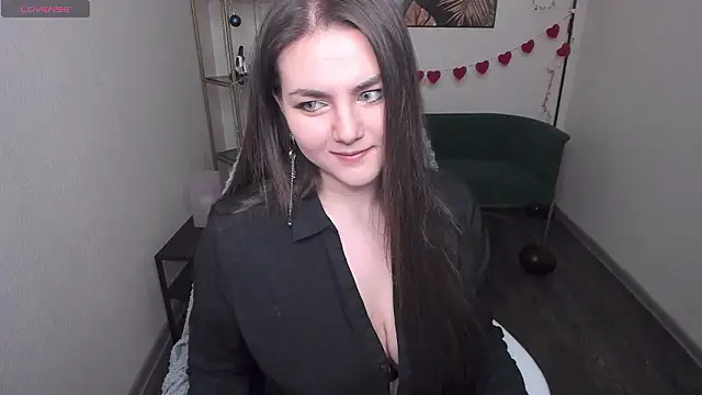 Snapshot of ScarletMur chatting on February 26, 2026, 4:06 pm ScarletMur online show from February 26, 2026, 4:06 pm