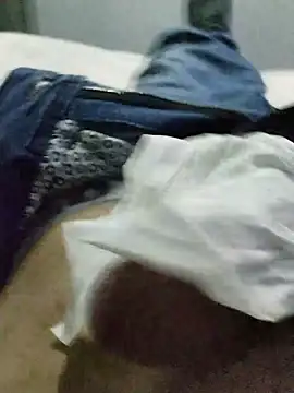 AlejandreBy online show from April 24, 2026, 12:57 am