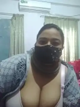 momo loves online show from February 4, 2026, 6:19 am