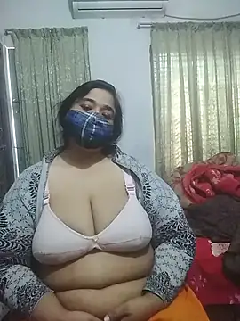 momo loves online show from February 18, 2026, 4:30 am