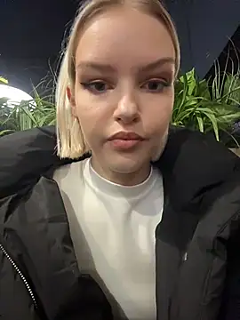 AshleyMur online show from February 11, 2026, 4:17 am