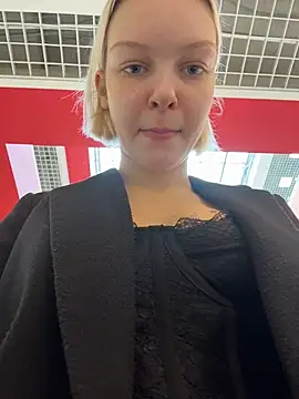 AshleyMur online show from March 27, 2026, 6:08 am