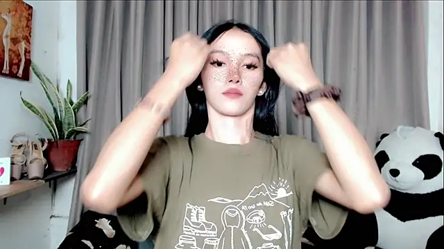 Snapshot of SweetcockAsian chatting on March 18, 2026, 4:59 am SweetcockAsian online show from March 18, 2026, 4:59 am