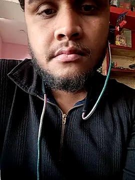 RaiStarrrr0-9 online show from January 13, 2026, 3:01 am