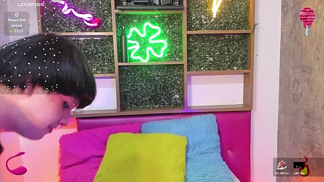 Snapshot of Hiddenhotcake chatting on January 5, 2026, 8:01 pm Hiddenhotcake online show from January 5, 2026, 8:01 pm