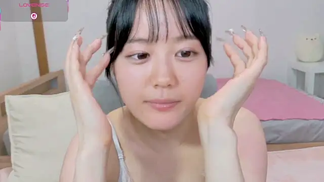 hani-chan online show from March 10, 2026, 12:10 pm