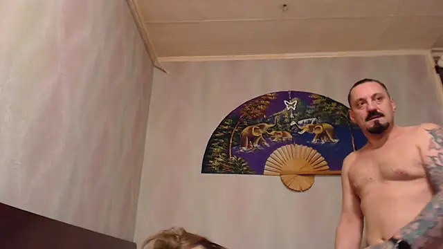 fuck friendsxxx online show from March 11, 2026, 4:18 am