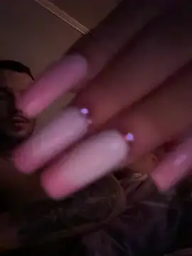 Evelin199 online show from February 4, 2026, 1:00 am