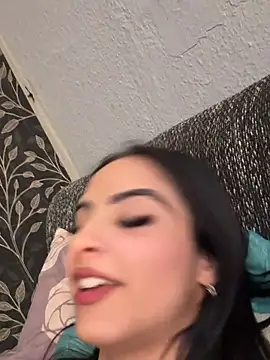 Evelin199 online show from April 12, 2026, 4:56 pm