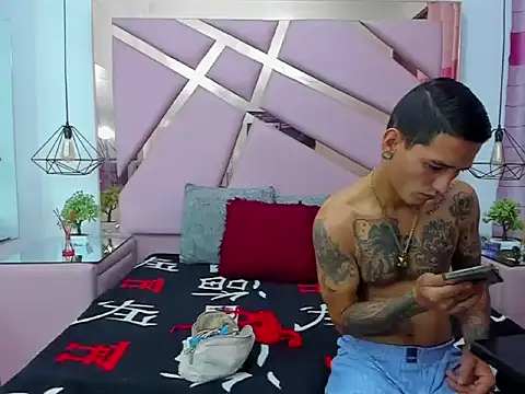 Snapshot of ViolethANDJuanda chatting on January 14, 2026, 1:06 pm ViolethANDJuanda online show from January 14, 2026, 1:06 pm