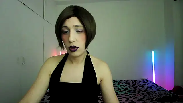 Snapshot of HoneyValentine chatting on February 3, 2026, 11:32 pm HoneyValentine online show from February 3, 2026, 11:32 pm