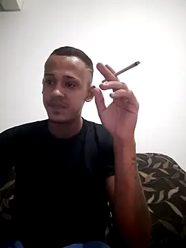 Snapshot of Magrinhodelicia011 chatting on March 29, 2026, 12:10 am Magrinhodelicia011 online show from March 29, 2026, 12:10 am